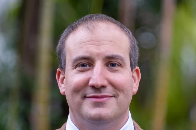 Porträtt på Marko Milanovic. Foto.