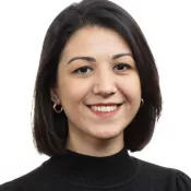 Porträtt av Serde Atalay. Foto