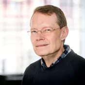 Porträtt av Magnus Svensson. Foto.