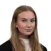 Porträtt av Elsa Hjelm. Foto.