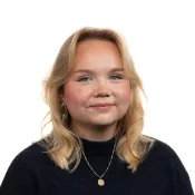 Porträtt av Cornelia Nätt. Foto.