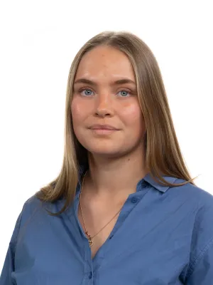 Porträtt av Molly Angelin. Foto.